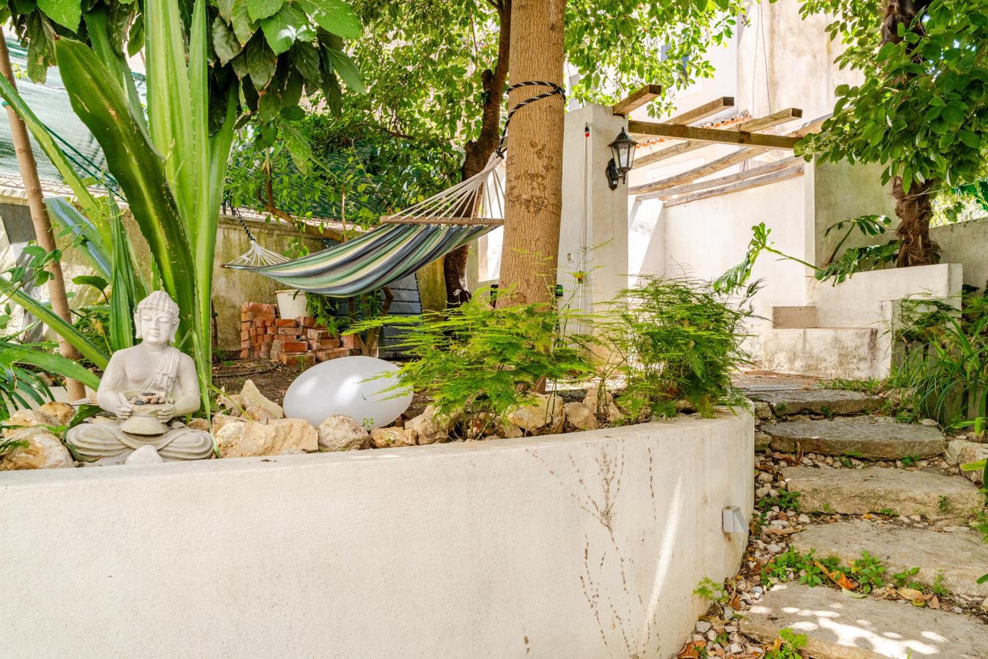 Fragrant Garden Apartment Lisbon Bagian luar foto